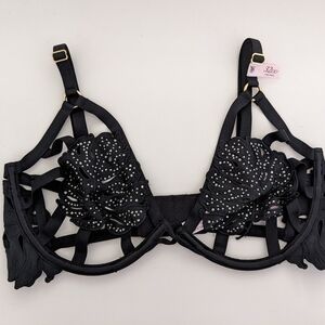 NWT! Victoria's Secret Very Sexy Low Cut Demi Bra Black Floral Rhinestones 32DD